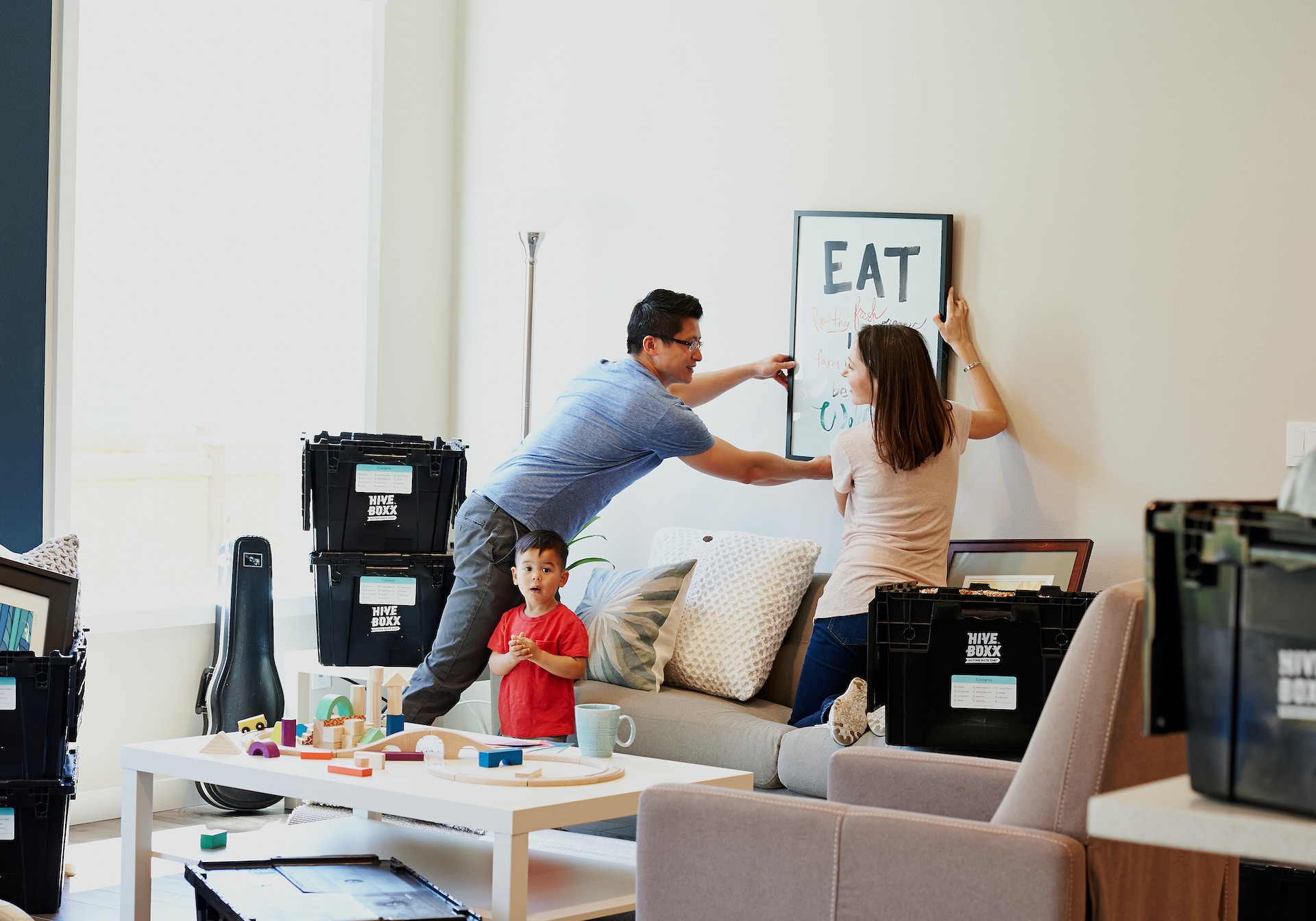 Family relocation service